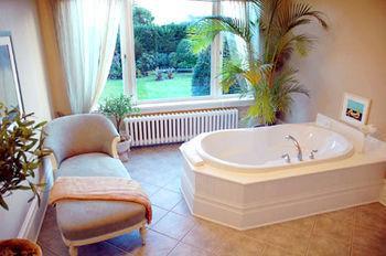 Fairholme Manor Bed & Breakfast 5*