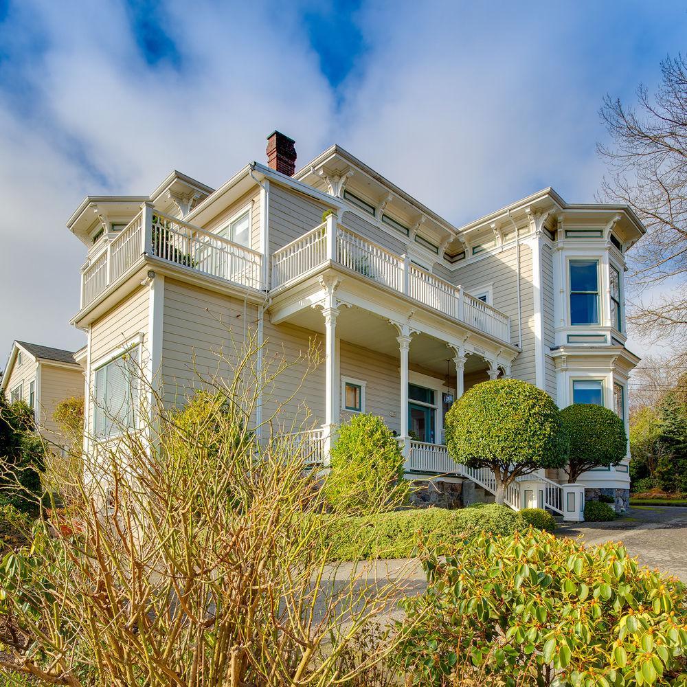 Fairholme Manor Bed & Breakfast