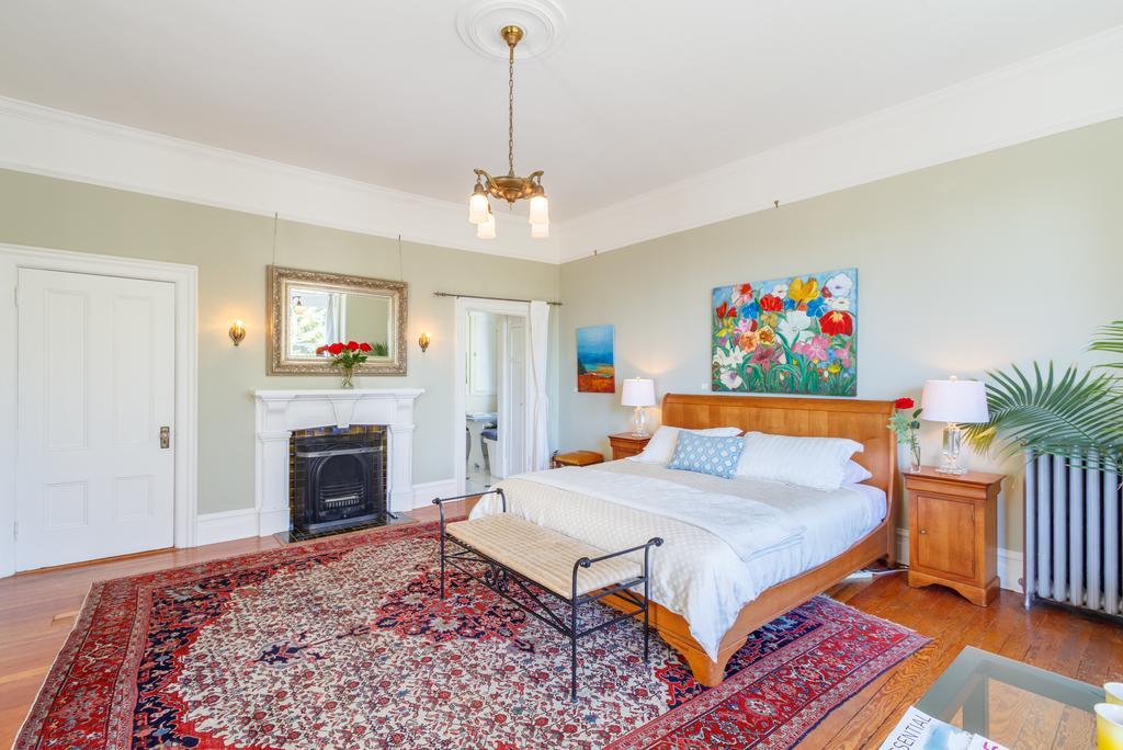 Fairholme Manor Bed & Breakfast 5*